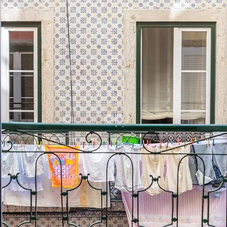 Carmo Apartment, Lisbeyond Apartman